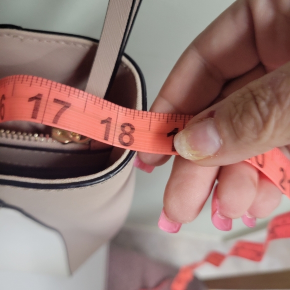 ✨️SALE 2 Large Kate spade multi compartment tote w full size zip around wallet. - Picture 7 of 16